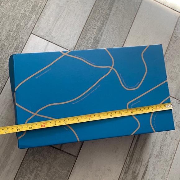 Brooks Shoe Storage Cardboard Box Blue - Picture 3 of 5